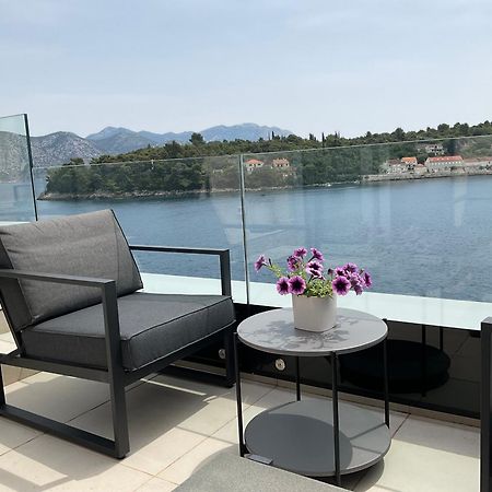 High View-A Seaside Villa With Huge Jacuzzi Racisce Exterior photo